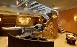 Hotel Saaserhof 4*