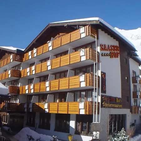 Hotel Saaserhof 4*